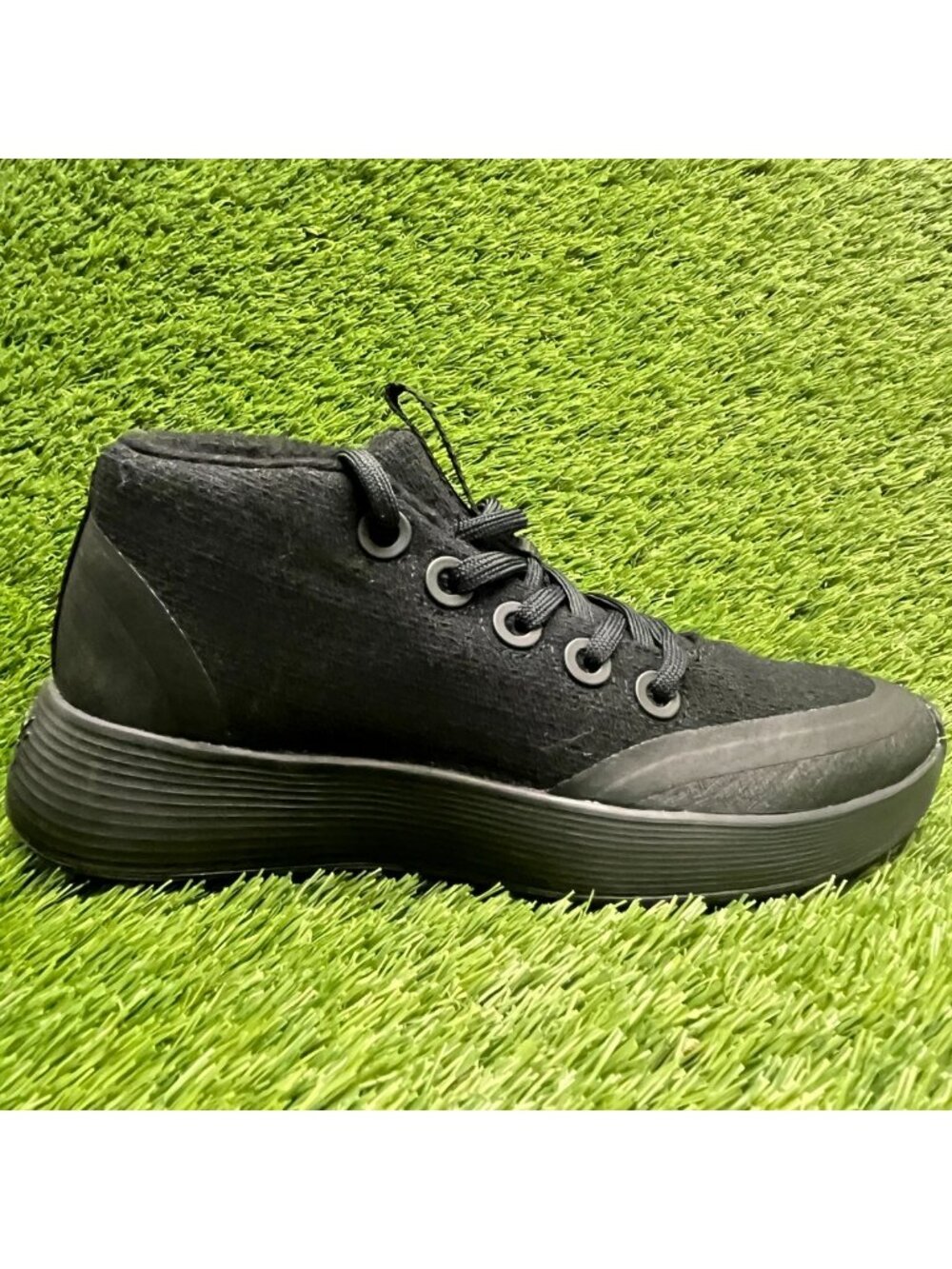 Allbirds Wool Runner-Up Protect Womens Size 5.5 Black Athletic Shoes Sneakers